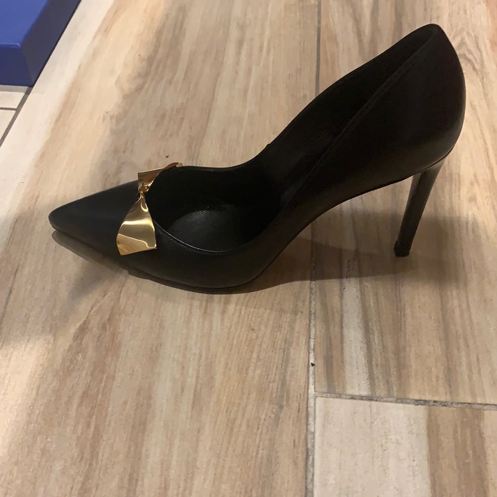 Brand new Stuart Weitzman heels